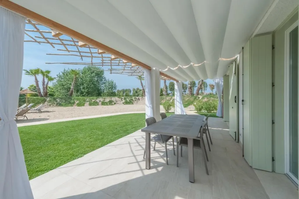 Les Maisons Apartments Lido di Jesolo 0*,  Italia