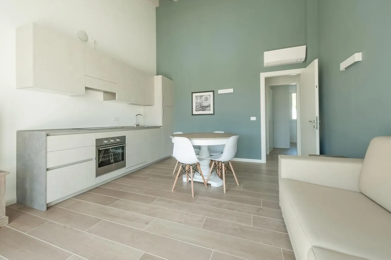 Les Maisons Apartments Lido di Jesolo 0*,  Italia