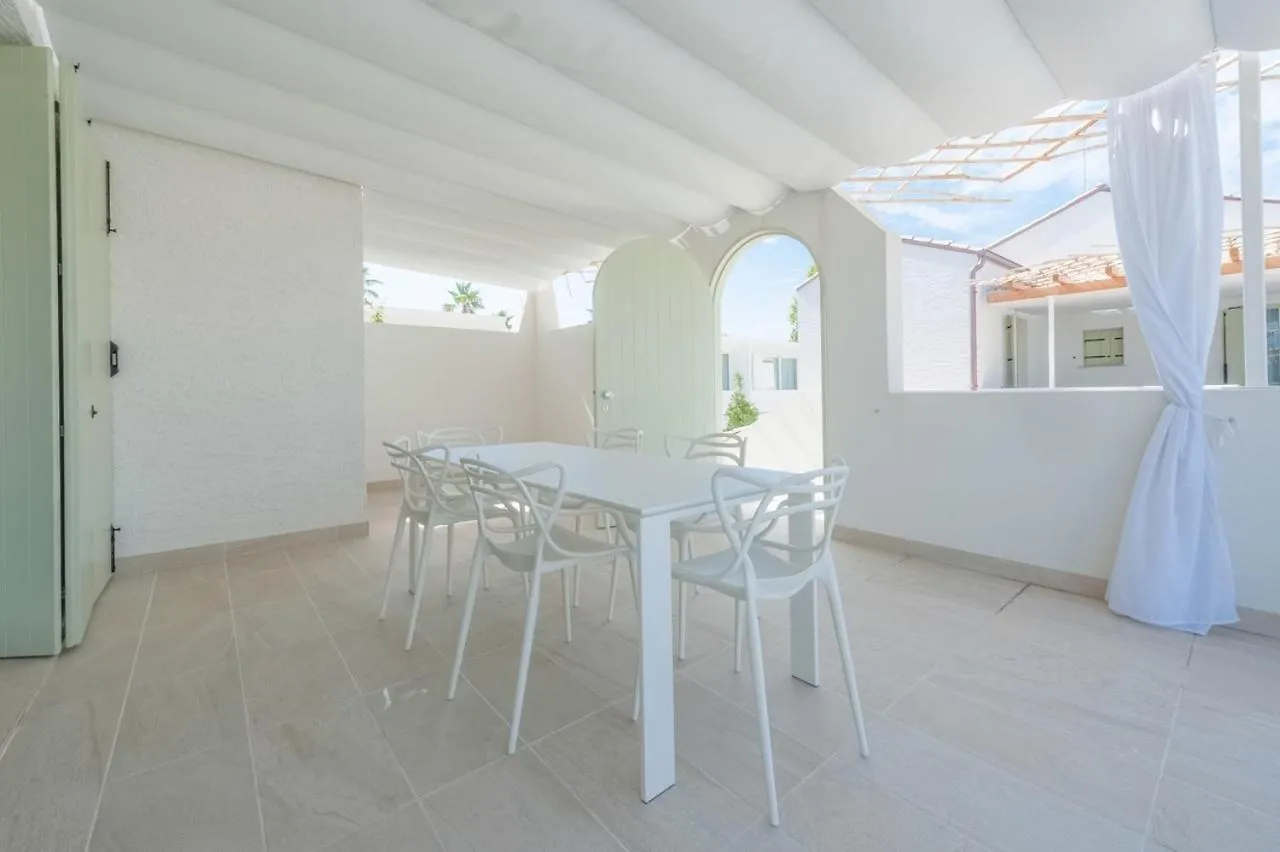 Les Maisons Apartments Lido di Jesolo 0*,  Italy